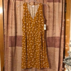 Old Navy Mustard colored sleeveless dress